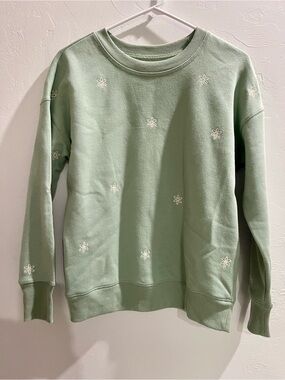 Maurice’s Women's Sage Green Embroidered Daisy Sweatshirt SZ S